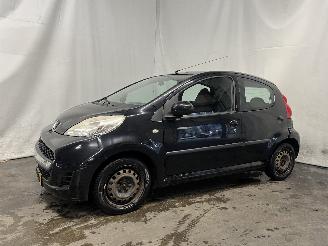 Peugeot 107 107 Hatchback 1.0 12V (384F(1KR)) [50kW]  (06-2005/05-2014) picture 3