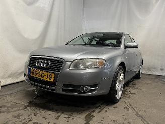 Auto incidentate Audi A4 A4 (B7) Sedan 2.0 20V (ALT) [96kW]  (11-2004/06-2008) 2006/1