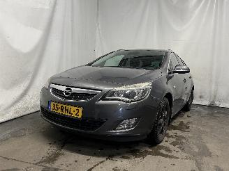 uszkodzony samochody osobowe Opel Astra Astra J Sports Tourer (PD8/PE8/PF8) Combi 1.4 Turbo 16V (A14NET(Euro 5=
)) [103kW]  (10-2010/10-2015) 2011/5