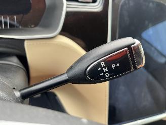 Tesla Model S Model S Liftback 85 (L1S) [270kW]  (09-2012/02-2016) picture 14