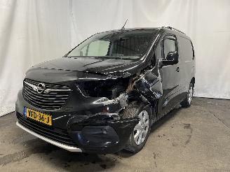 damaged passenger cars Opel Combo Combo Cargo Van 1.5 CDTI 130 (D15DTH(DV5RC)) [96kW]  (08-2018/...) 2020/1