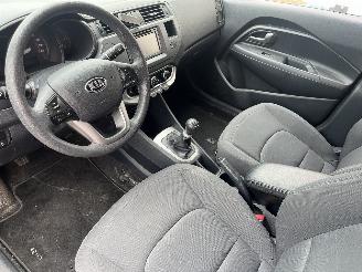 Kia Rio Rio III (UB) Hatchback 1.2 CVVT 16V (G4LA5) [63kW]  (09-2011/12-2017) picture 11