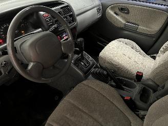 Suzuki Grand-vitara Grand Vitara I (FT/GT/HT) SUV 2.5 V6 24V (H25A) [106kW]  (04-1998/07-2=
003) picture 12