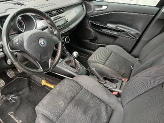 Alfa Romeo Giulietta Giulietta (940) Hatchback 1.4 TB 16V (940.B.7000) [88kW]  (04-2010/12-=
2020) picture 12