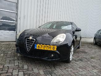 Vaurioauto  passenger cars Alfa Romeo Giulietta Giulietta (940) Hatchback 1.4 TB 16V (940.B.7000) [88kW]  (04-2010/12-=
2020) 2011/3