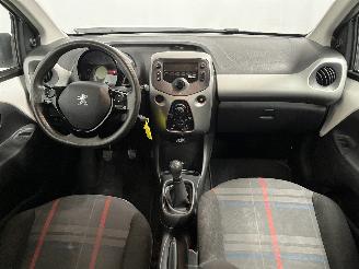 Peugeot 108 108 Hatchback 1.0 12V (1KRFE(CFB)) [51kW]  (05-2014/...) picture 18