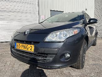 Schadeauto Renault Mégane Megane III Grandtour (KZ) Combi 5-drs 1.4 16V TCe 130 (H4J-700(H4J-A7)=
) [96kW]  (05-2009/02-2016) 2011/2