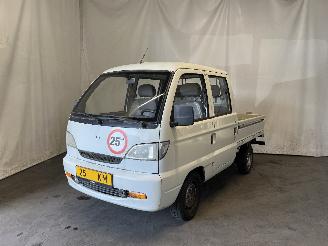 krockskadad bil brommobiel Piaggio  Porter 2001/1