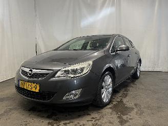 Schadeauto Opel Astra Astra J (PC6/PD6/PE6/PF6) Hatchback 5-drs 1.4 Turbo 16V (A14NET(Euro 5=
)) [103kW]  (12-2009/10-2015) 2010/5