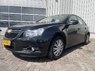 Daewoo Cruze Cruze (300) Sedan 1.8 16V VVT (F18D4(Euro 5)) [104kW]  (05-2009/12-201=
5) picture 3