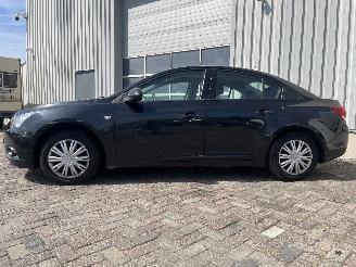 Daewoo Cruze Cruze (300) Sedan 1.8 16V VVT (F18D4(Euro 5)) [104kW]  (05-2009/12-201=
5) picture 4
