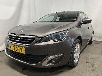 Coche accidentado Peugeot 308 308 (L3/L8/LB/LH/LP) Hatchback 5-drs 1.6 16V THP (EP6CDT(5FA)) [92kW] =
 (09-2013/06-2021) 2014/3