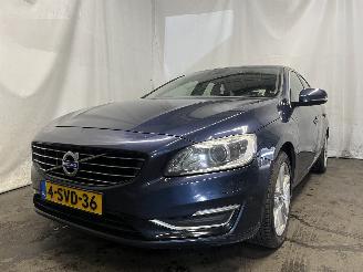 damaged passenger cars Volvo V-60 V60 I (FW/GW) Combi 2.4 D6 20V Plug-in Hybrid AWD (D82PHEV) [206kW]  (=
06-2012/12-2015) 2013/12