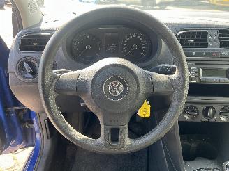 Volkswagen Polo Polo V (6R) Hatchback 1.2 12V BlueMotion Technology (CGPA(Euro 5)) [51=
kW]  (06-2009/05-2014) picture 15