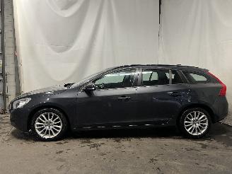 Volvo V-60 V60 I (FW/GW) Combi 1.6 DRIVe (D4162T) [84kW]  (02-2011/12-2015) picture 4