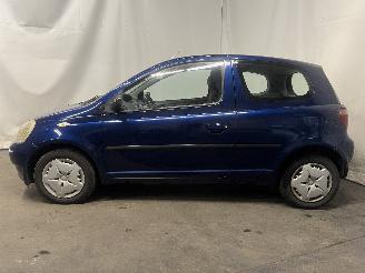 Toyota Yaris Yaris (P1) Hatchback 1.3 16V VVT-i (2NZFE) [63kW]  (08-1999/11-2005) picture 4