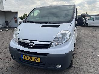 Unfallwagen Opel Vivaro Vivaro Van 2.0 CDTI (M9R-630(M9R-A6)) [84kW]  (08-2006/07-2014) 2011/1
