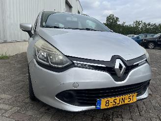 Renault Clio Clio IV Estate/Grandtour (7R) Combi 5-drs 1.5 Energy dCi 90 FAP (K9K-6=
08(K9K-B6)) [66kW]  (11-2012/08-2021) picture 6