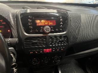 Opel Combo Combo Van 1.6 CDTI 16V (A16FDH(Euro 5)) [77kW]  (02-2012/12-2018) picture 13