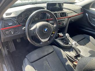 BMW 3-serie 3 serie Touring (F31) Combi 320i 2.0 16V (N20-B20B) [135kW]  (11-2012/=
06-2015) picture 12