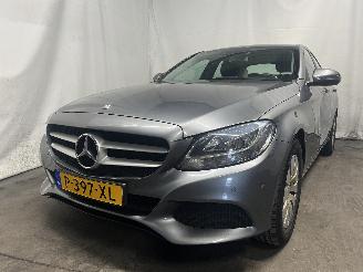 Coche accidentado Mercedes C-klasse C (W205) Sedan C-180 1.6 CDI BlueTEC, C-180 d 16V (OM626.951(R9M)) [85=
kW]  (05-2014/05-2018) 2017/1
