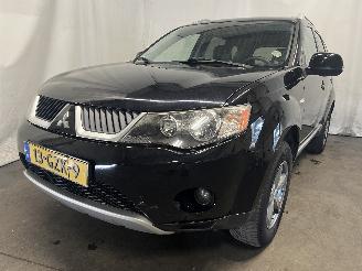 Unfallwagen Mitsubishi Outlander Outlander (CW) SUV 2.4 16V Mivec 4x2 (4B12) [125kW]  (11-2006/11-2012)= 2008/9