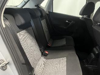 Volkswagen Polo Polo V (6R) Hatchback 1.2 TDI 12V BlueMotion (CFWA(Euro 5)) [55kW]  (1=
0-2009/05-2014) picture 16