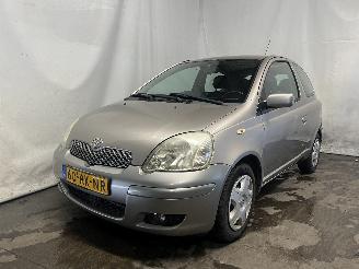 Vaurioauto  passenger cars Toyota Yaris Yaris (P1) Hatchback 1.3 16V VVT-i (2SZFE) [64kW]  (04-2002/09-2005) 2005/6
