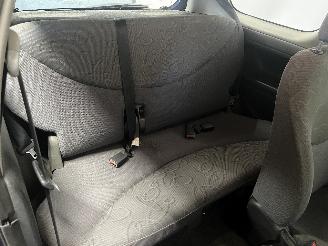 Toyota Yaris Yaris (P1) Hatchback 1.3 16V VVT-i (2NZFE) [63kW]  (08-1999/11-2005) picture 16