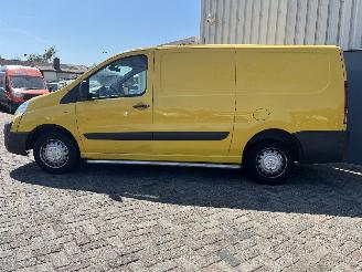 Toyota ProAce ProAce (MDX) Van 1.6 D4-D (3WZTV(DV6UC)) [66kW]  (06-2013/03-2016) picture 4