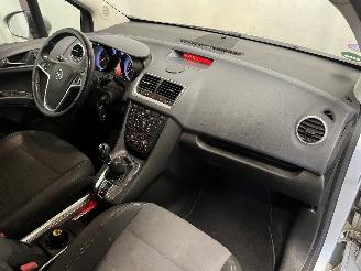 Opel Meriva Meriva (B) MPV 1.4 Turbo 16V Ecotec (A14NET(Euro 5)) [103kW]  (06-2010=
/03-2017) picture 14