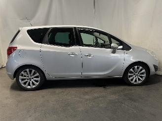 Opel Meriva Meriva (B) MPV 1.4 Turbo 16V Ecotec (A14NET(Euro 5)) [103kW]  (06-2010=
/03-2017) picture 7