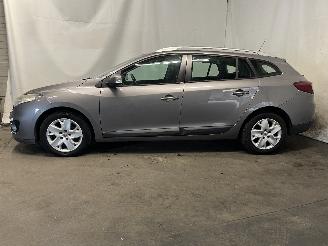 Renault Mégane Megane III Grandtour (KZ) Combi 5-drs 1.5 dCi 110 (K9K-656(K9K-G6)) [8=
1kW]  (02-2009/04-2016) picture 4