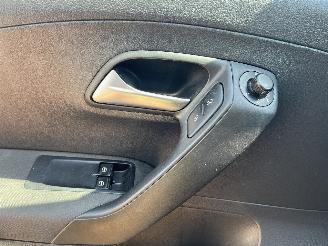 Volkswagen Polo Polo V (6R) Hatchback 1.2 TDI 12V BlueMotion (CFWA(Euro 5)) [55kW]  (1=
0-2009/05-2014) picture 23