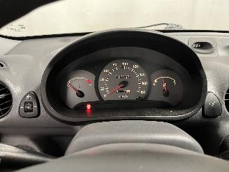 Hyundai Atos Atos Hatchback 1.1 12V (G4HD) [43kW]  (05-2003/05-2005) picture 17