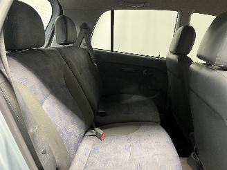 Hyundai Atos Atos Hatchback 1.1 12V (G4HD) [43kW]  (05-2003/05-2005) picture 13