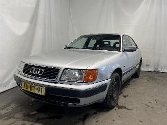 Voiture accidenté Audi 100 100 (C4) Sedan 2.3 E 5E (AAR) [98kW]  (12-1990/07-1994) 1992/5