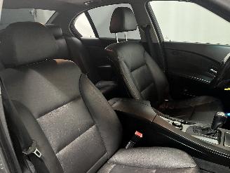 BMW 5-serie 5 serie (E60) Sedan 525i 24V (M54-B25(256S5)) [141kW]  (09-2003/02-200=
5) picture 11