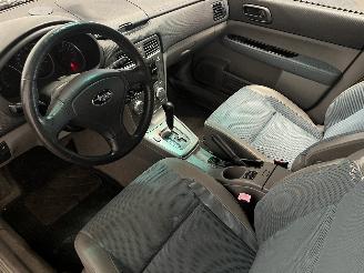 Subaru Forester Forester (SG) SUV 2.0 16V X (EJ201) [92kW]  (06-2002/05-2005) picture 12