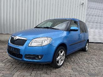 Schadeauto Skoda Roomster Roomster (5J) MPV 1.4 16V (BXW) [63kW]  (09-2006/05-2015) 2007/3