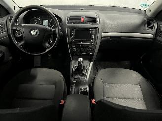 Skoda Octavia Octavia (1Z3) Liftback 1.9 TDI (BLS) [77kW]  (06-2004/12-2010) picture 11
