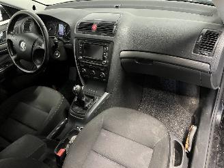 Skoda Octavia Octavia (1Z3) Liftback 1.9 TDI (BLS) [77kW]  (06-2004/12-2010) picture 10