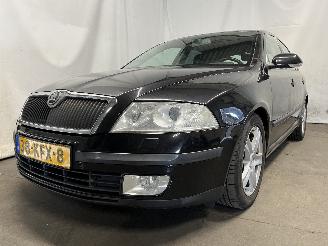 Vaurioauto  passenger cars Skoda Octavia Octavia (1Z3) Liftback 1.9 TDI (BLS) [77kW]  (06-2004/12-2010) 2009/11