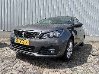 škoda osobní automobily Peugeot 308 308 SW (L4/L9/LC/LJ/LR) Combi 5-drs 1.2 12V e-THP PureTech 110 (EB2ADT=
(HNP)) [81kW]  (03-2014/12-2021) 2018/6