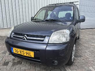 Auto incidentate Citroën Berlingo Berlingo Cinqspace, Multispace MPV 1.6 16V (TU5JP4(NFU)) [80kW]  (10-2=
000/12-2011) 2007/9