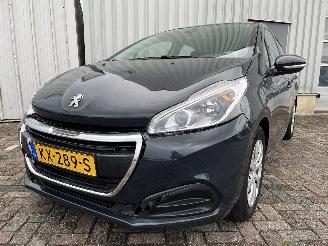 uszkodzony samochody osobowe Peugeot 208 208 I (CA/CC/CK/CL) Hatchback 1.2 Vti 12V PureTech 82 (EB2F(HMZ)) [60k=
W]  (03-2012/12-2019) 2016/12