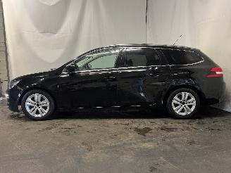 Peugeot 308 308 SW (L4/L9/LC/LJ/LR) Combi 5-drs 1.6 BlueHDi 120 (DV6FC(BHZ)) [88kW=
]  (03-2014/12-2021) picture 4