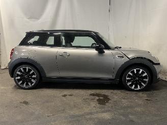 Mini Mini Mini (F56) Hatchback 3-drs 1.5 12V Cooper (B38A15A) [100kW]  (12-2013/=
=2E..) picture 7