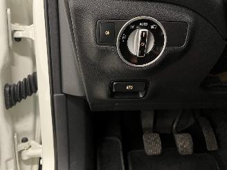 Mercedes A-klasse A (W176) Hatchback 1.6 A-180 16V (M270.910) [90kW]  (09-2012/05-2018) picture 26