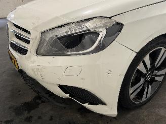 Mercedes A-klasse A (W176) Hatchback 1.6 A-180 16V (M270.910) [90kW]  (09-2012/05-2018) picture 12